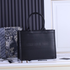 Christian Dior Shopping Bags